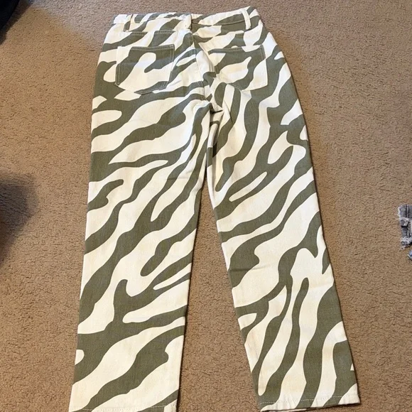 SHEIN Olive Green and White Zebra Print Jeans - Picture 2 of 3
